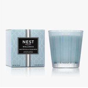 nest new york Driftwood & Chamomile Petite Candle